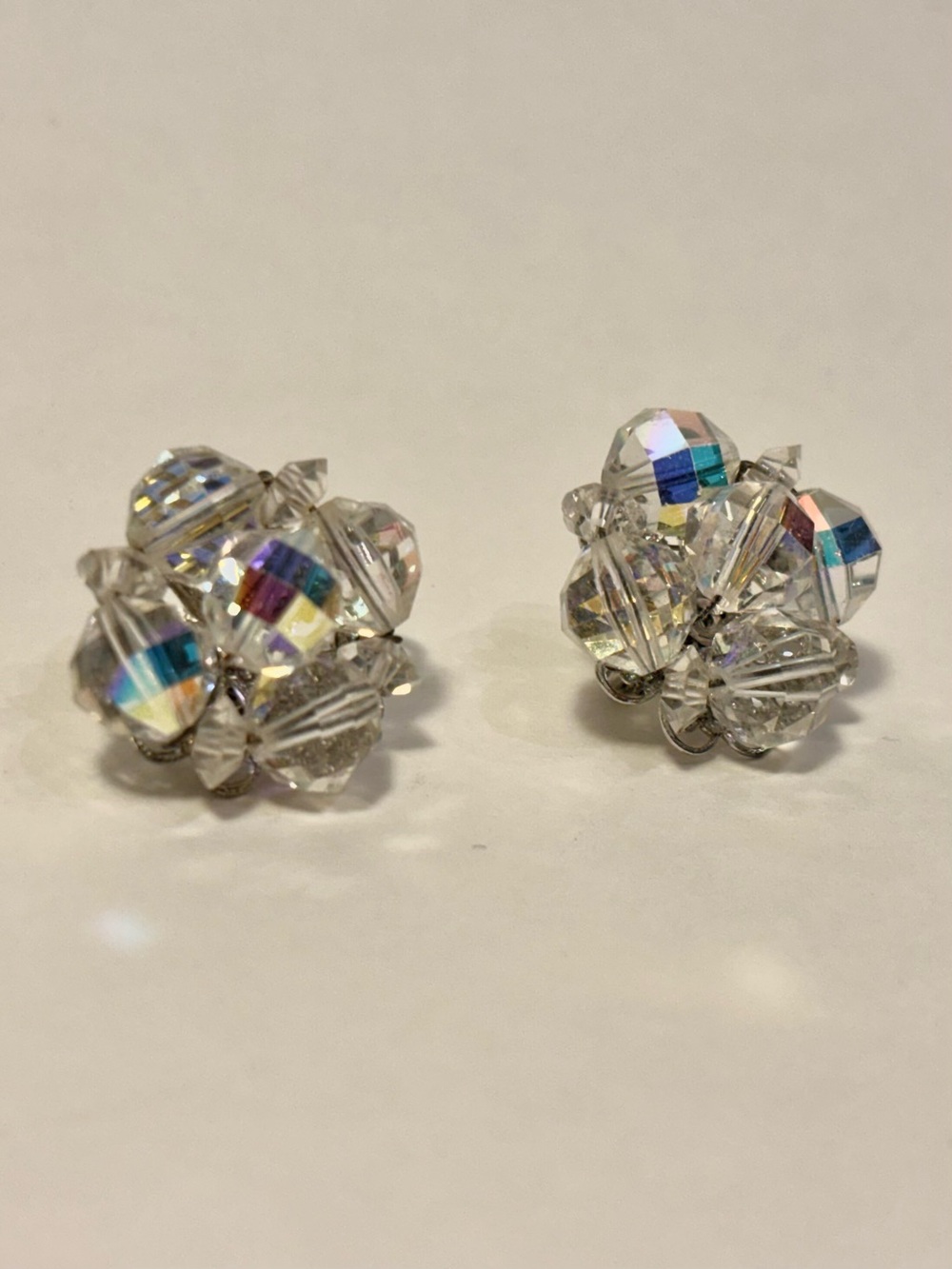 Vintage Laguna Aurora Borealis Crystal Round Silver Filigree Clip On Earrings